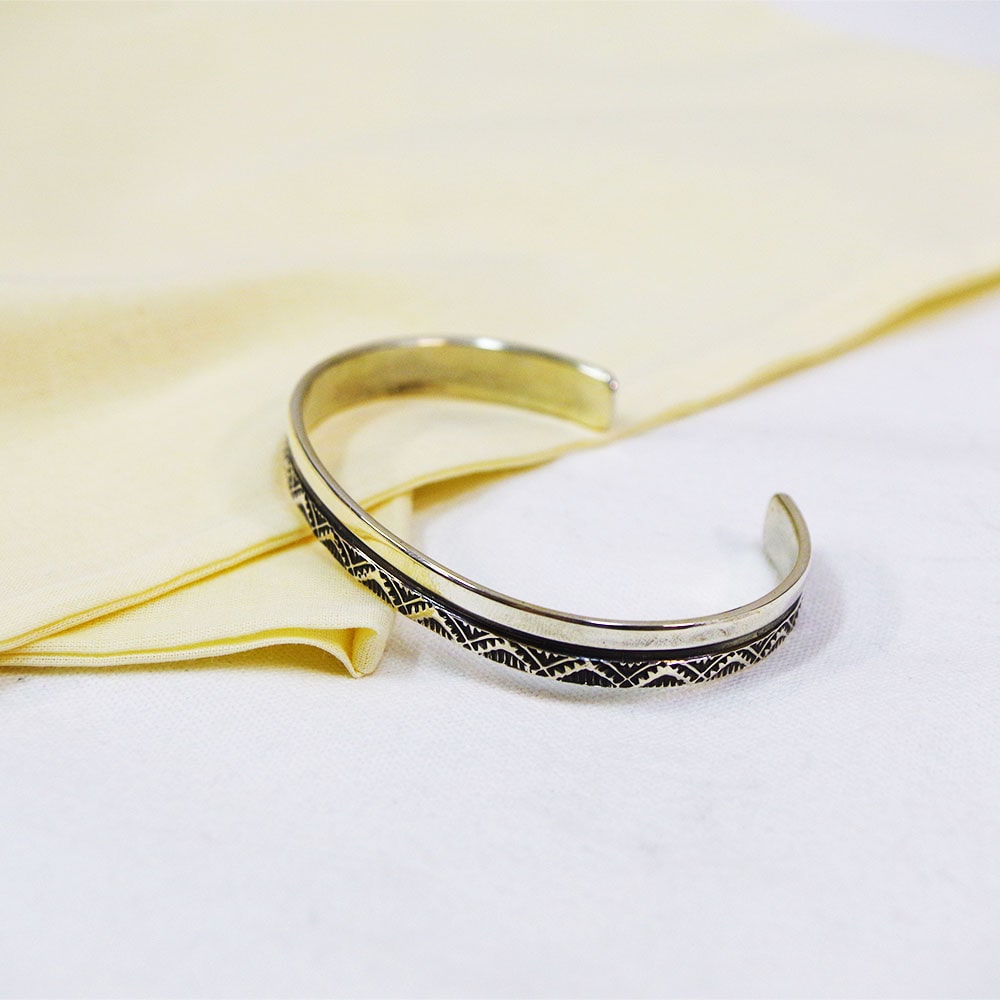 【INDIAN JEWELRY(インディアンジュエリー)】Navajo Bangle by ...