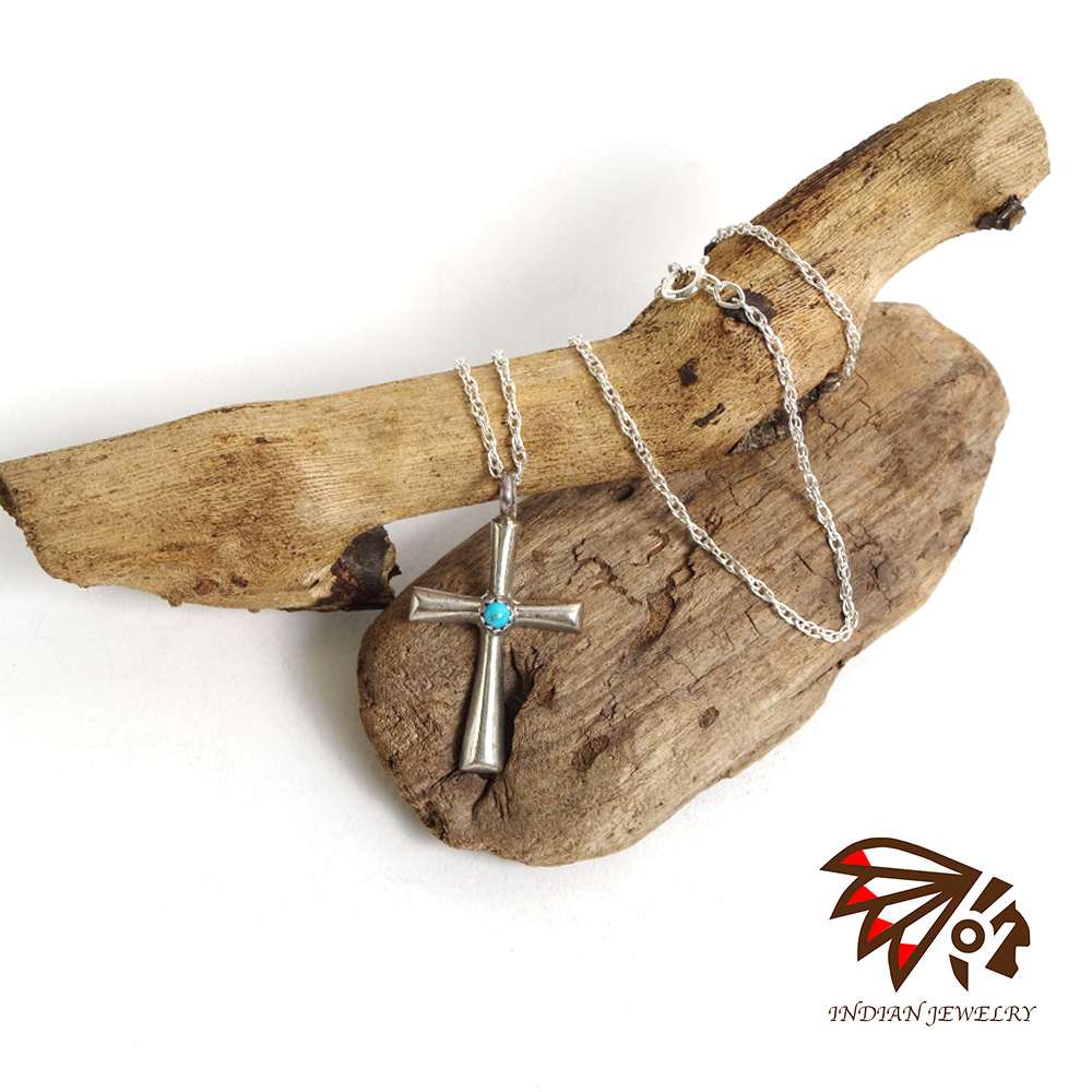 【INDIAN JEWELRY インディアンジュエリー】Navajo cross pendant Pauline Nelson ナバホ クロスペンダント ポウリン・ネルソン作